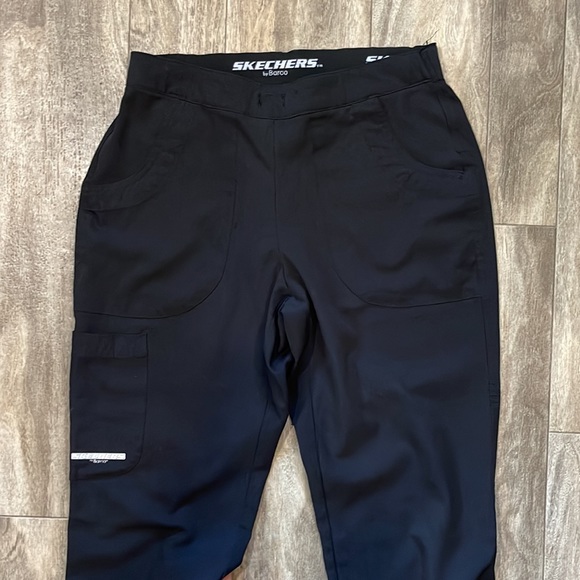 Missing Waist Tie- Sketchers Black Scrub Pants - Extra Small XS Women’s Bottoms - Picture 2 of 4